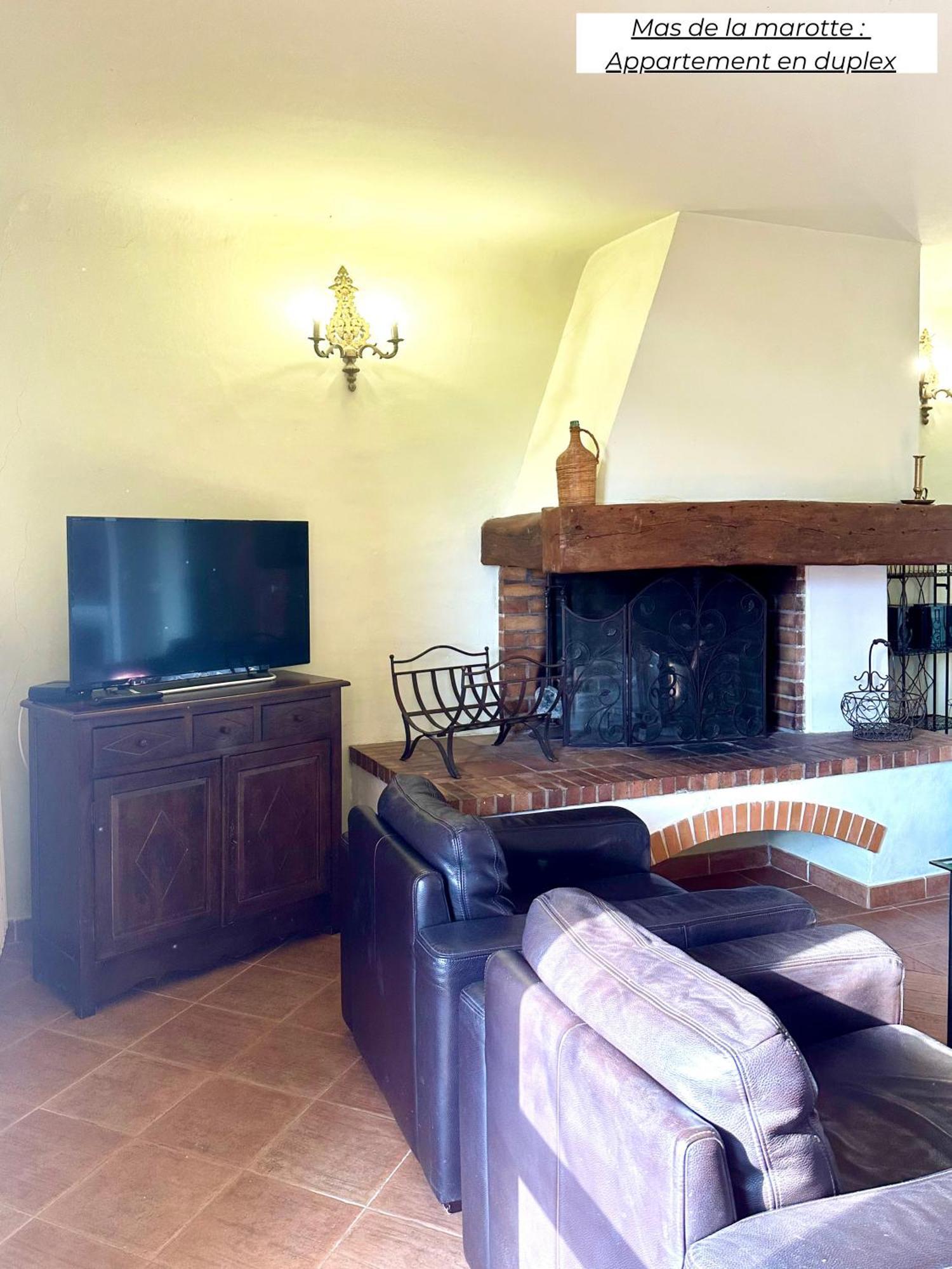 Domaine Les Terres De Saint-Hilaire Διαμέρισμα Ollières Εξωτερικό φωτογραφία